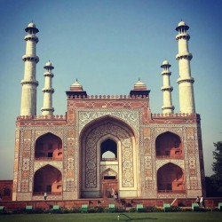 Old Delhi Rickshaw Tour to Mumtaz Mahal